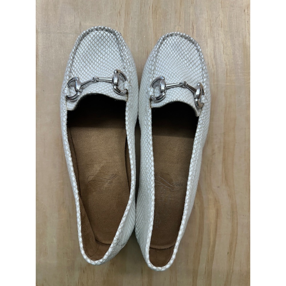 Aerosoles Womens Off White Snakeskin Embossed Horsebit Loafers Size 9.5 M